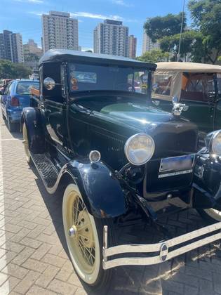 FORD A 0.8 4 CILINDROS PHAETON 4P GASOLINA MANUAL FORD A 0.8 4 CILINDROS PHAETON 4P GASOLINA MANUAL